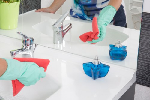 Local hard floor cleaning service for Collierswood properties