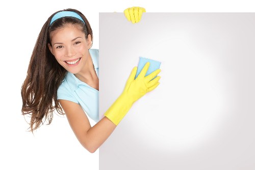 Deep carpet cleaning removing dirt and stains in Colliers Wood